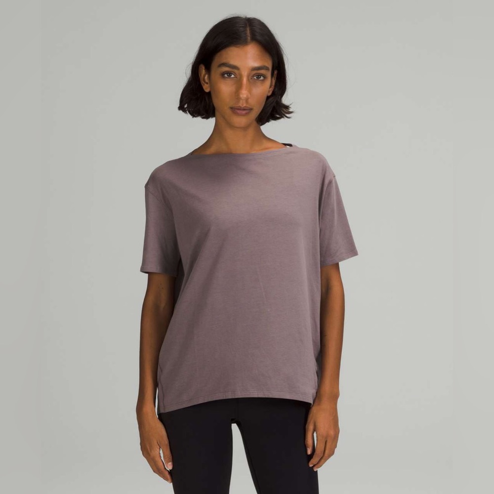 Lululemon Back in Action Short Sleeve T-Shirt Lunar Rock